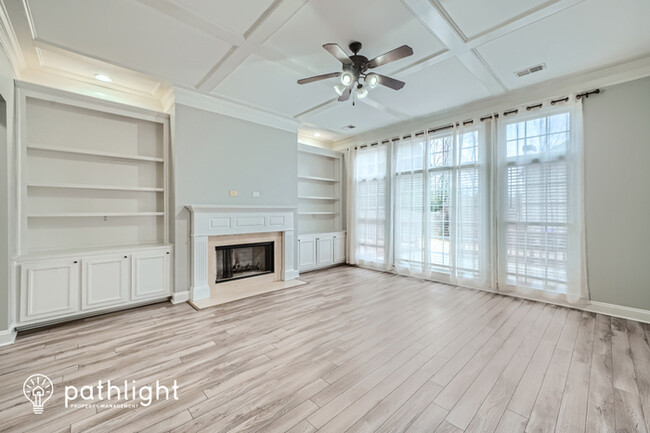 Building Photo - 2617 Lakefield Court
