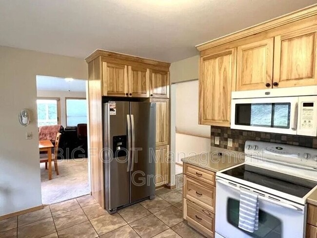 Building Photo - 1031 Woodbridge Dr