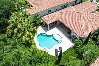 Building Photo - 12121 Sunnydale Dr