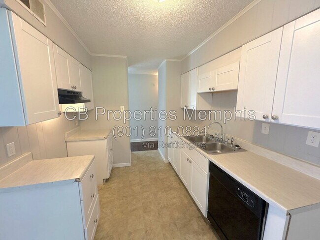 Foto del edificio - 4465 Rose Heather St