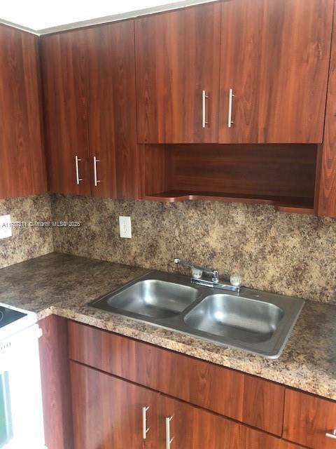 Foto del edificio - 2325 Scott St