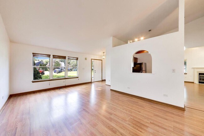 Foto del edificio - 362 Chaparral Cir