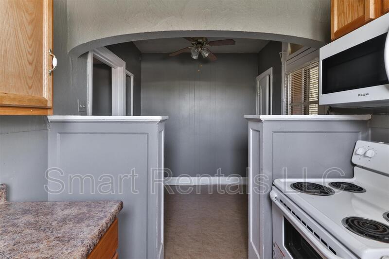 Primary Photo - 3805 Keokuk St