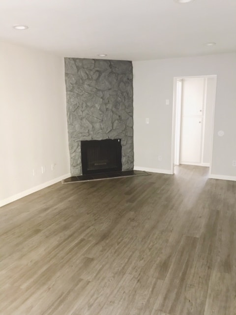 Large and Spacious Living Room - 1633 S Bundy Dr