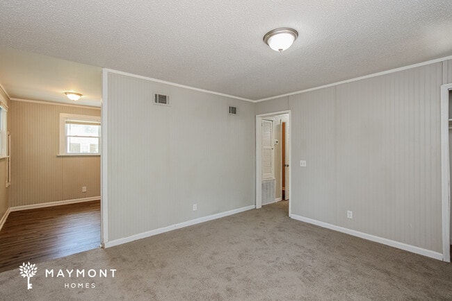 Building Photo - 2320 Lorick Ave