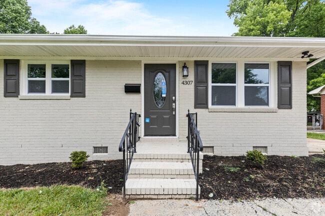 4307 Colebrook Rd
