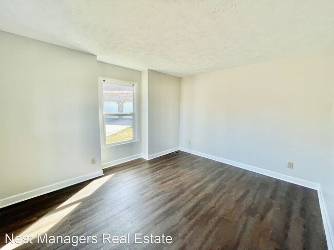 Building Photo - 4 br, 3 bath House - 481 Carlton
