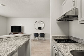 Building Photo - AVIA North Shore