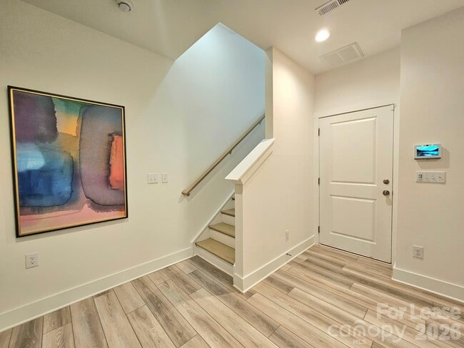 Building Photo - 421 Prine Pl