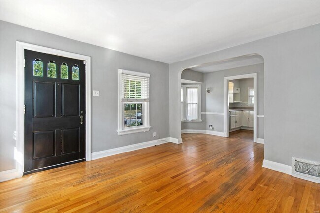 Foto del edificio - 8924 W Pendleton Ave