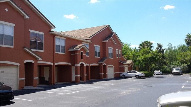 Building Photo - 19921 Villa Ridge Dr