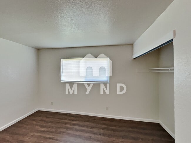 Building Photo - 5424 Saint Mark Ave Unit 24