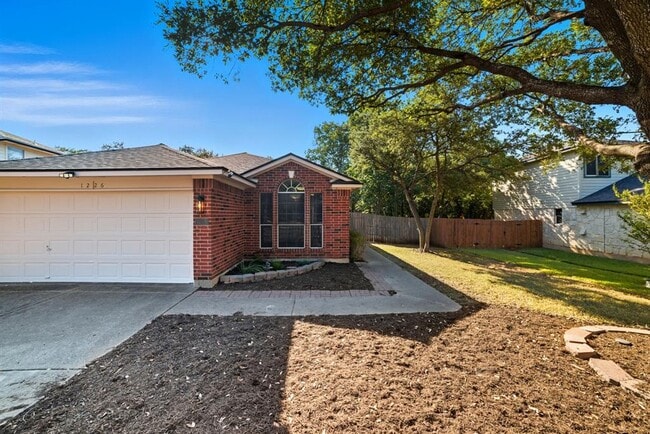 Foto del edificio - 1226 Brashear Ln