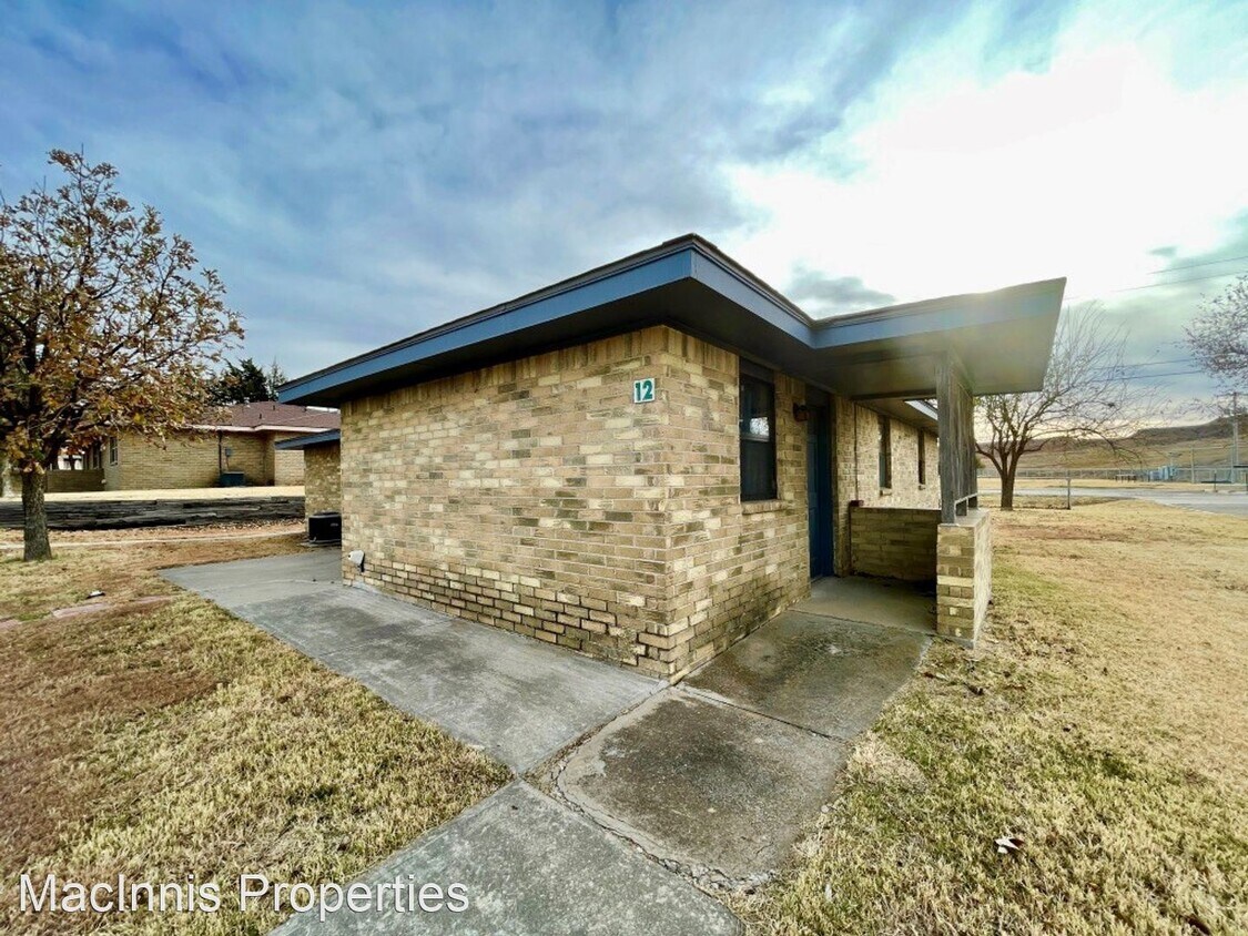 Primary Photo - 2 br, 1 bath House - 401 Mesa View #12