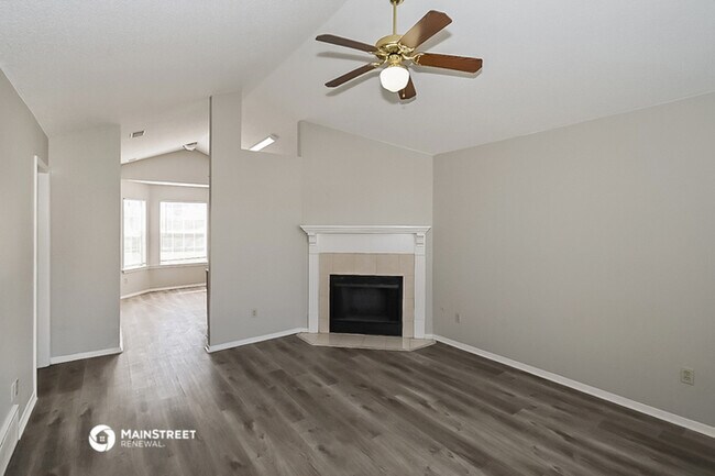 Foto del edificio - 2591 Waverly Dr