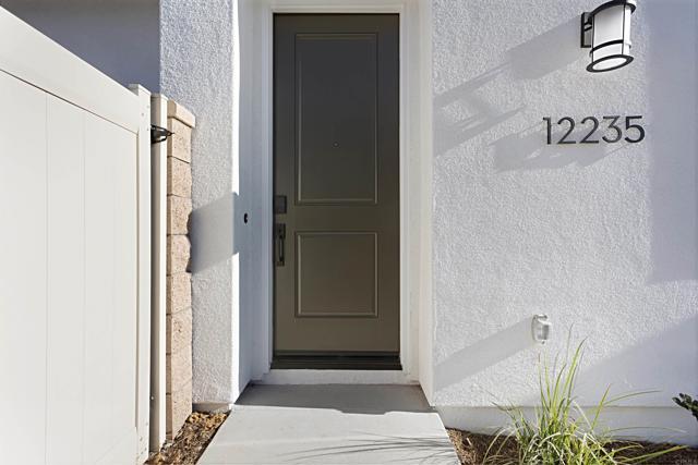 Building Photo - 12235 Halle Way