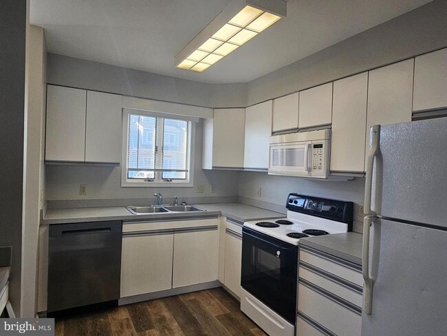 Foto del edificio - 19 Henlopen Gardens