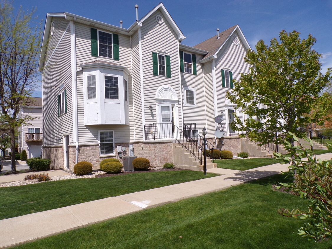 Primary Photo - 5233 Stoneridge Ct