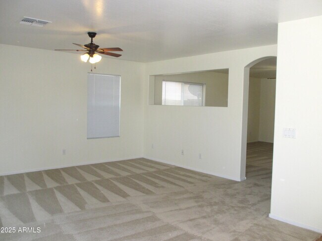 Foto del edificio - 23006 W Cocopah St