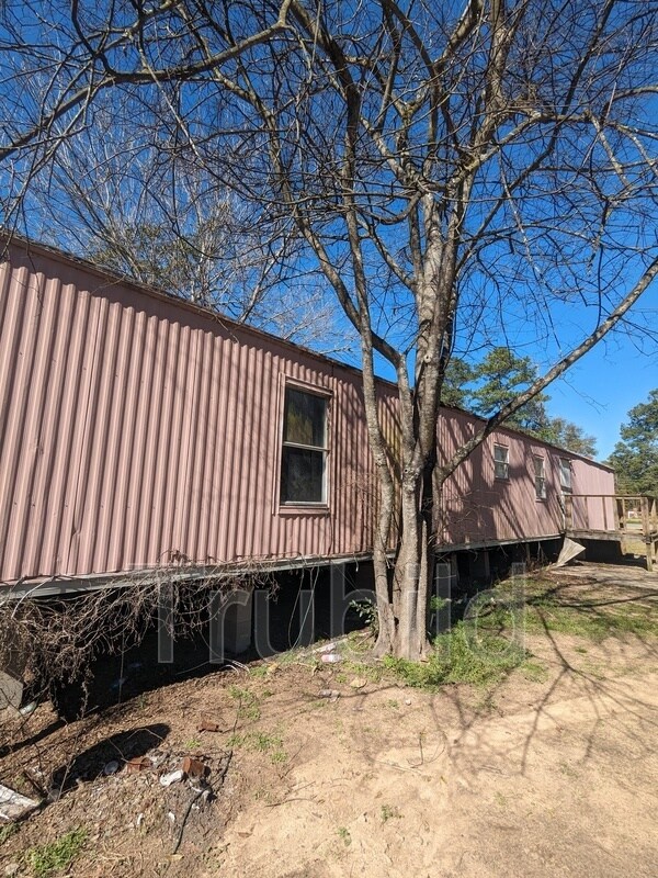 Building Photo - 1001 Dunes Ave