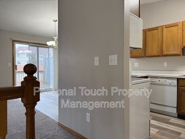 Foto del edificio - 2510 Amber Valley Ct S