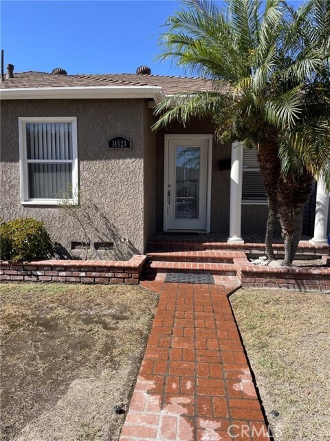 Foto del edificio - 14823 Longworth Ave