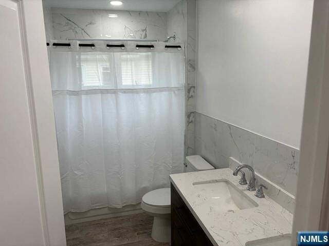 Building Photo - 86 Orange Ave