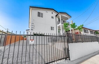 Building Photo - 3743 Lanfranco St
