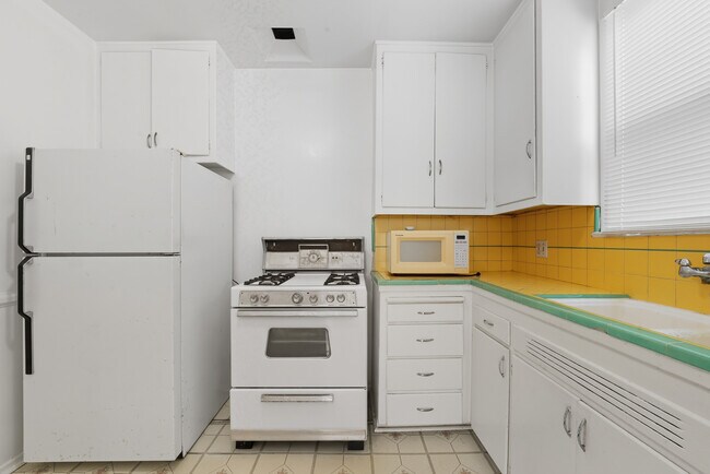 Foto del edificio - 1623 S Sycamore Ave