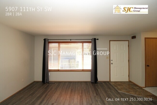 Building Photo - Two bedroom townhome in Lakewood for rent