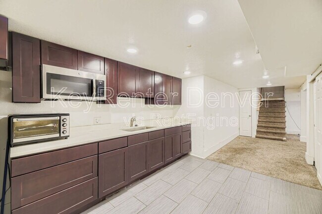 Foto del edificio - 2517 S Broadway