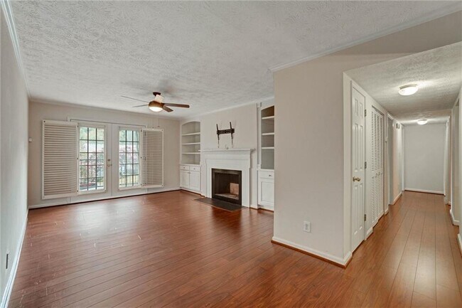 Foto del edificio - 3513 Essex Ave