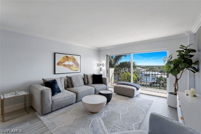 Foto del edificio - 2150 Gulf Shore Blvd N