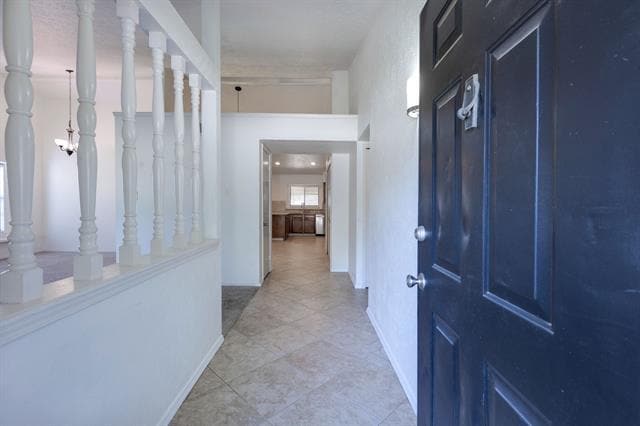 Building Photo - 3037 Hamlet Ct