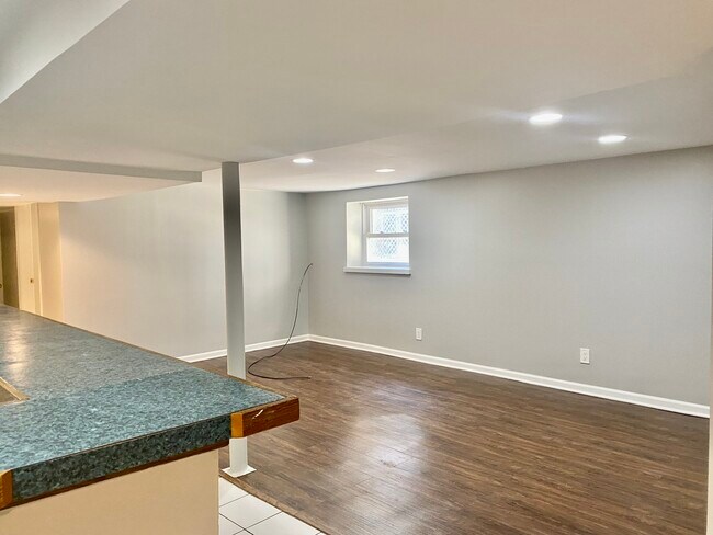 Foto del edificio - 4205 N Richmond St