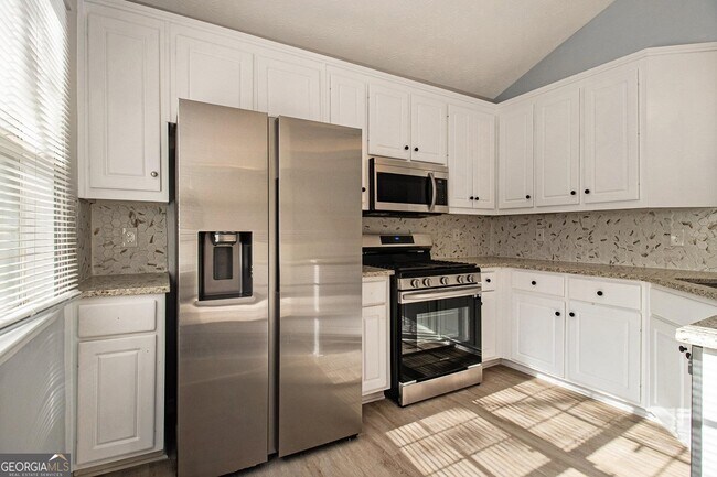 Foto del edificio - 703 Guide Post Ln