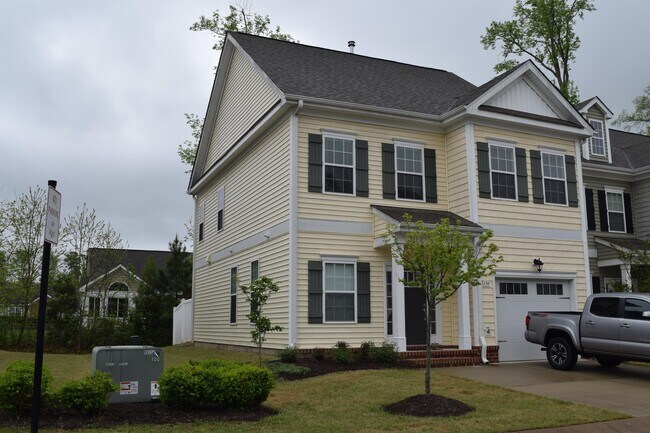 Foto del edificio - 139 Wineberry Wy