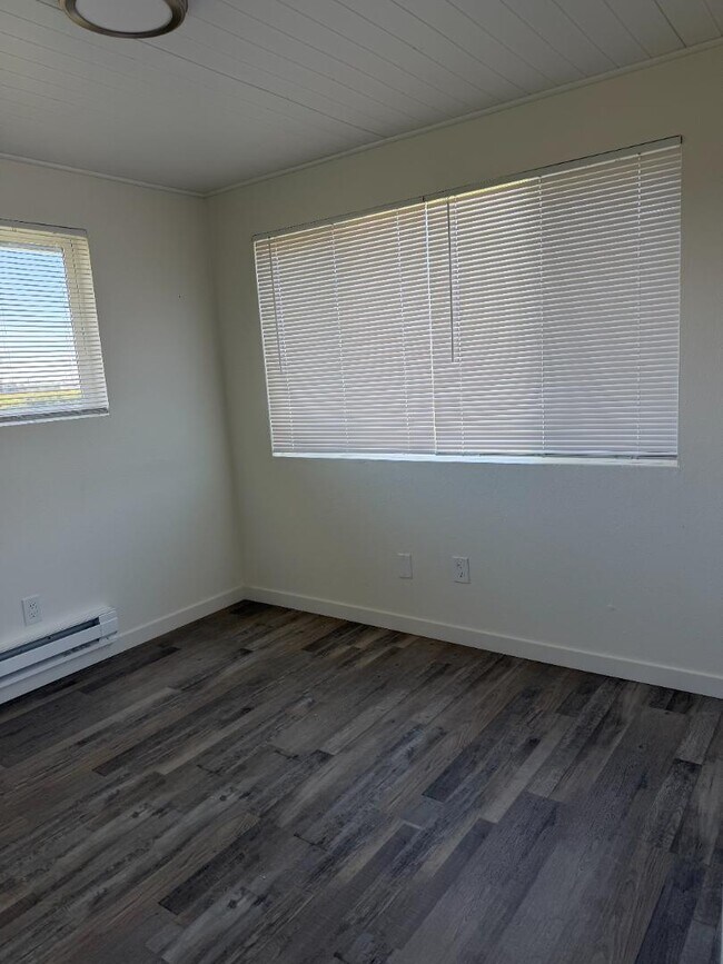 Foto del edificio - 17536 Bennett Rd
