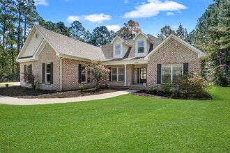 Building Photo - 829 Nease Rd