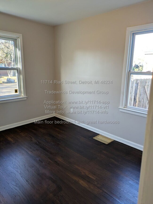 Building Photo - 11714 Riad St