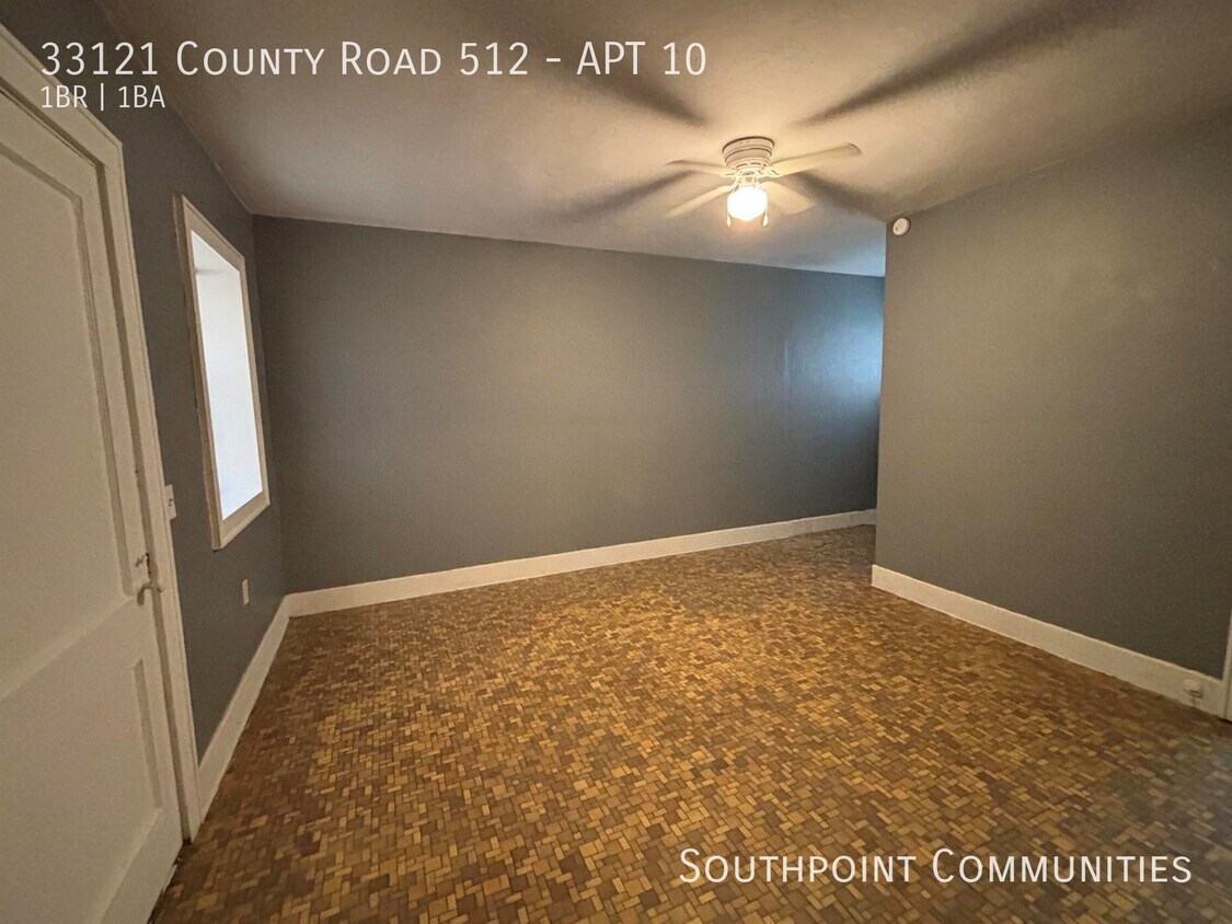 Foto del edificio - 33121 County Road 512-APT 10