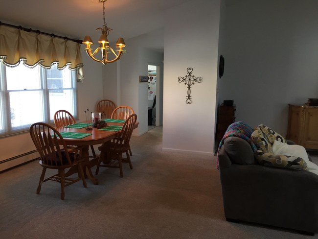 Dining - 10 Locust Ave