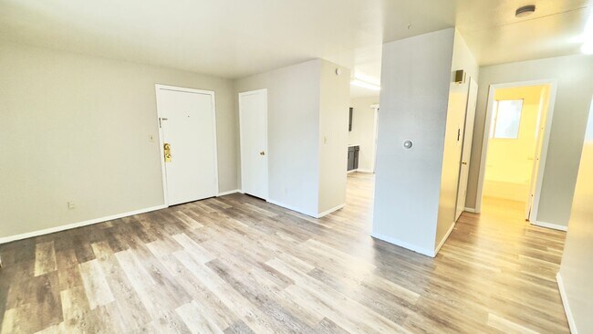 Foto del edificio - 1059 Westmoreland Rd