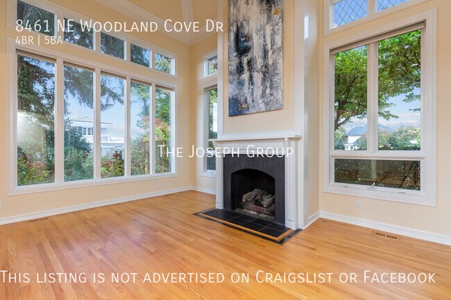 Foto del edificio - Unique and elegant 4 bed/4.5 bath in Kirkland