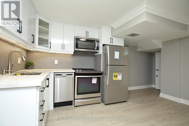 Building Photo - 43 Leaden Hall Dr