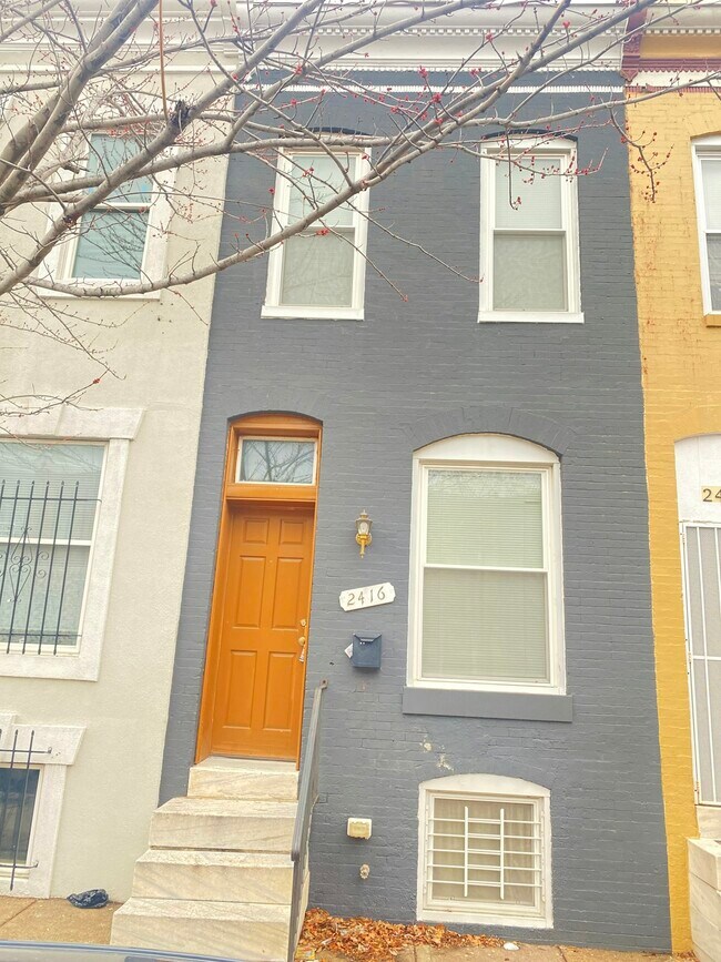 Building Photo - 2416 Jefferson St
