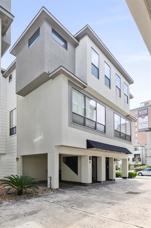 Building Photo - 2311 Camden Dr