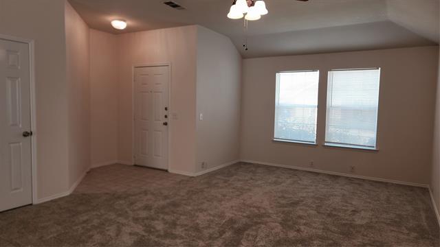 Foto del edificio - 3003 Elderberry Dr