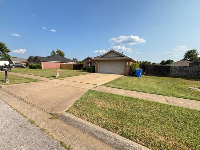 Photo - 4111 W. Mahogany Dr. House