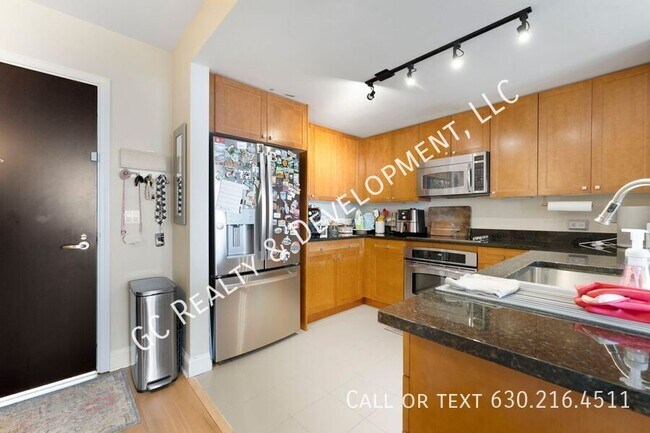 Foto del edificio - 807 Davis St